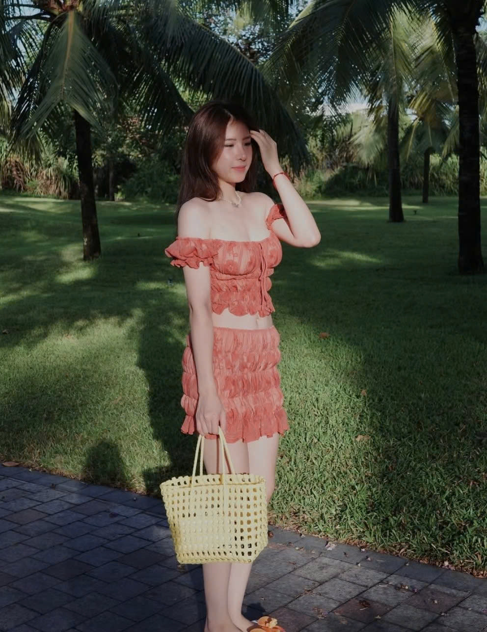 Vợ yêu 14 năm của Quân A.P: Visual như Lưu Diệc Phi, body còn đỉnh hơn!- Ảnh 7.