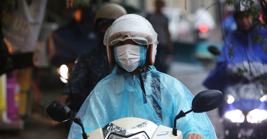 Dự báo thời tiết 23/4/2026: Không khí lạnh gây mưa giông, miền Bắc giảm liền 7 độ