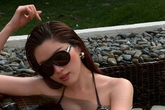 Nữ MC quốc dân khoe dáng vạn người mê, xứng danh 'nữ thần' thế hệ mới