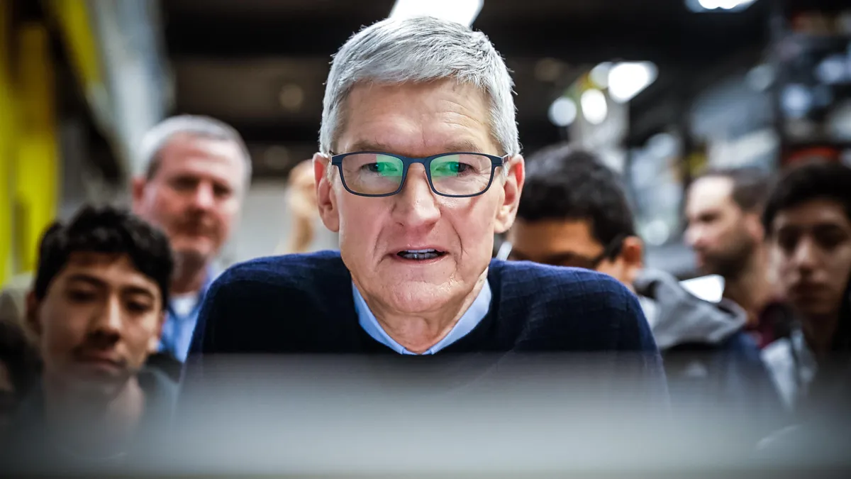 Tim Cook Apple 3.png