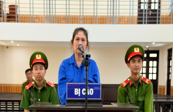 3 người chuyển khoản 62 lần với tổng 6,959 tỷ đồng cho người phụ nữ trong suốt 7 năm: Phạm Thụy Tú Trinh lĩnh án 17 năm tù插图 41