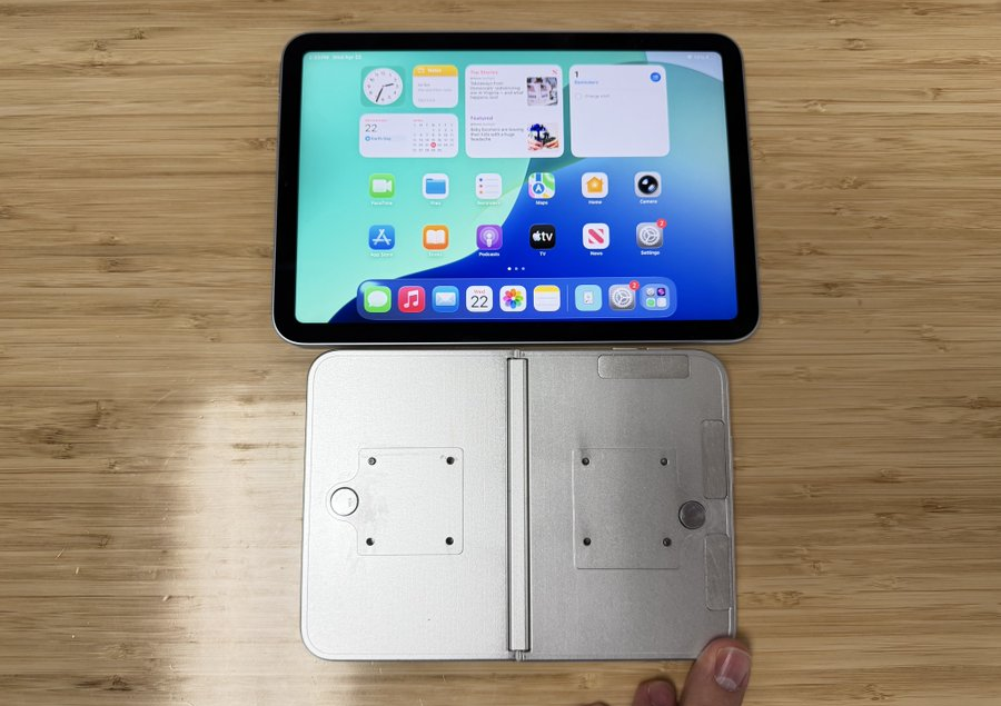 iPhone Ultra vs iPad.png