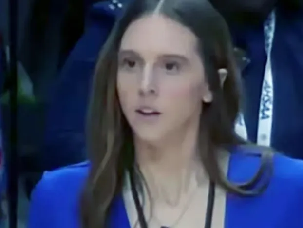 Nữ HLV bóng rổ có gia đình bị truy tố vì 32 tội danh 'quan hệ lệch lạc' với học sinh, chồng nộp đơn ly hôn插图1 image 71