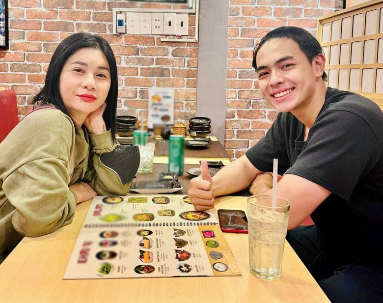 6738770789378242990130042080534862259095304n