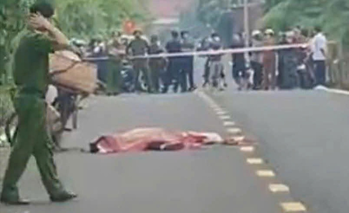 Người phụ nữ tử vong bất thường trên đường, cơ thể có nhiều vết thương - Ảnh 1.