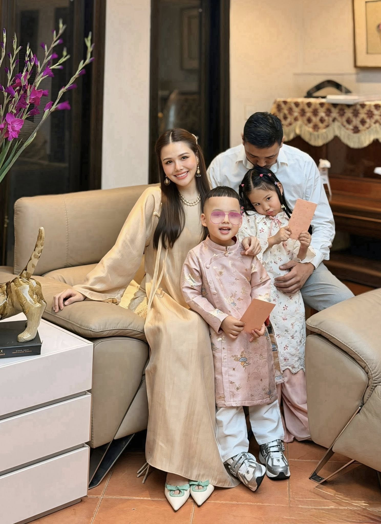 Cuộc sống kín tiếng của