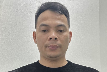 Đối tượng 6 lần tới một cửa hàng để cầm cố 112 chỉ vàng giả