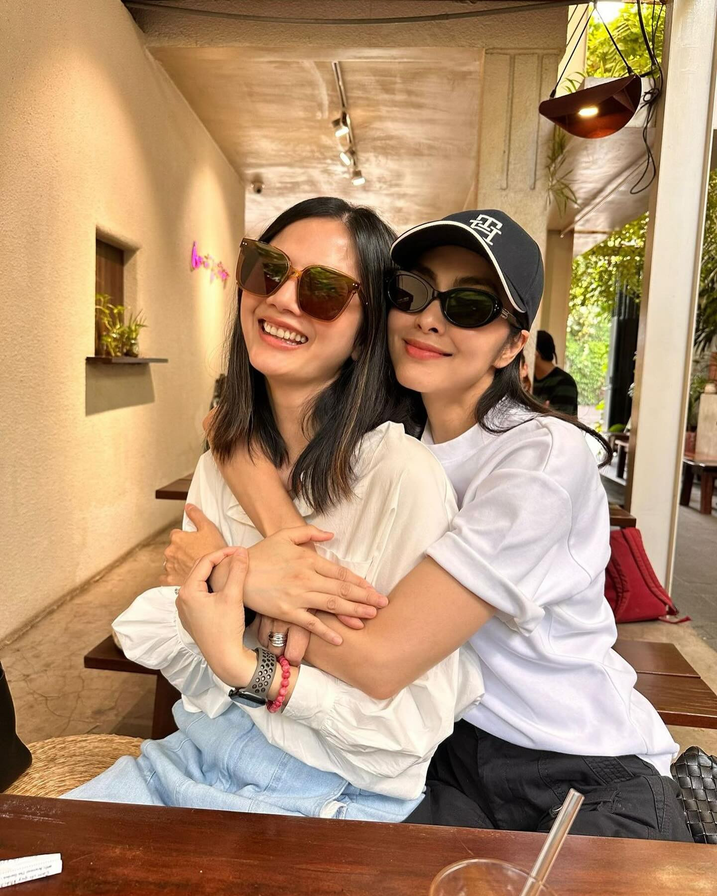 Người đẹp từng thi Hoa hậu Việt Nam, bỏ showbiz, hôn nhân viên mãn bên chồng tâm lý插图5 Người đẹp từng thi Hoa hậu Việt Nam, bỏ showbiz, hôn nhân viên mãn bên chồng tâm lý- Ảnh 6.