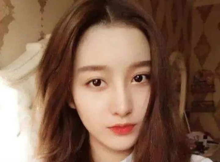 Con gái Lục Tiểu Linh Đồng sở hữu nhan sắc xinh đẹp.