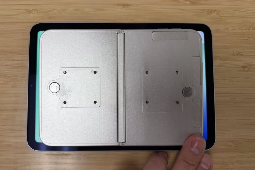 iPhone gập giá 2.000 USD nhưng thiếu loạt tính năng then chốt插图 iPhone Ultra vs iPad 2.png