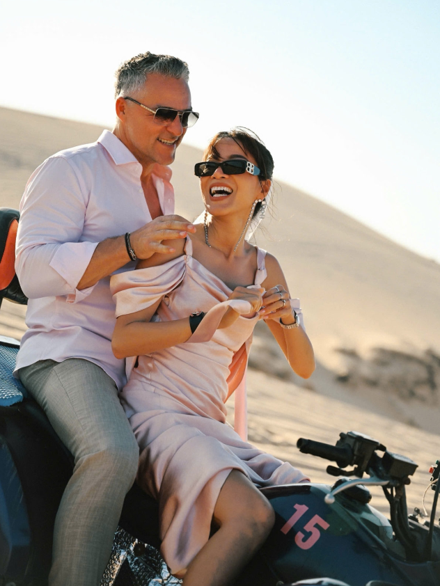 Diễn viên đình đám một thời giờ là mẹ đơn thân vẫn được đại gia châu Âu si mê, bị nhắn 'giữ chồng kỹ nha chị'插图1 screenshot-1777343893-1777344894.png