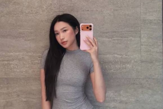 Bị soi diện váy rộng khéo che vòng 2 'lùm lùm', Doãn Hải My diện ngay đồ bó sát, khoe body nuột nà