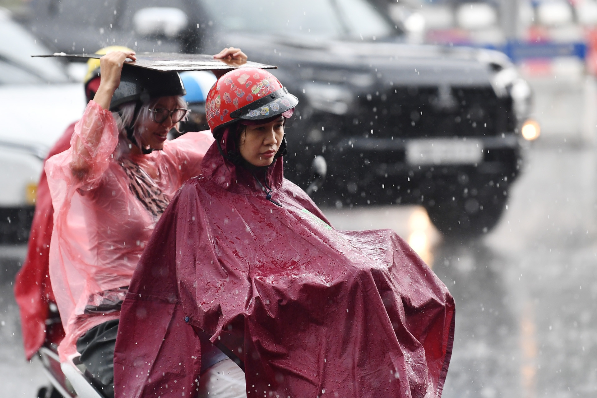 Thời tiết dịp 30/4: Miền Bắc đón không khí lạnh kèm mưa dồn dập trước khi nắng đẹp