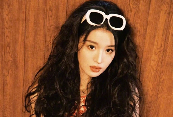 Đúng 16h30 thứ Sáu 3/4/2026, 3 con giáp số hưởng sau công việc xuôi chèo mát mái, tiền tài thu về như nước