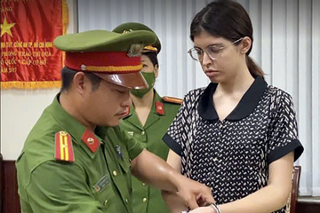 Ca sĩ Chi Dân rủ bạn hùn tiền mua ma tuý, người mẫu An Tây rủ trợ lý quay Tiktok cùng 'bay lắc'