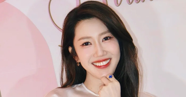 Diện mạo xinh đẹp chuẩn 'nữ thần' của diễn viên Thúy Ngân trong tiệc sinh nhật riêng tư