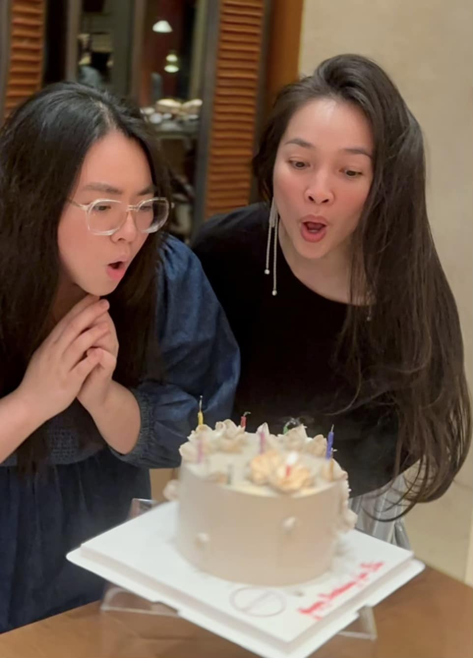 Nữ ca sĩ “Nhật ký của mẹ” sau 24 năm đơn thân nuôi con gái, hiện có cuộc sống bình yên ở tuổi trung niên - Ảnh 8.