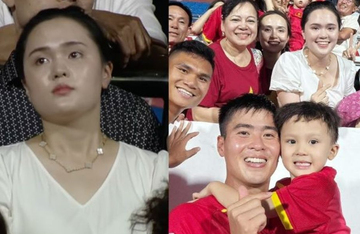 Tiểu thư Quỳnh Anh cười tít mắt, tự hào kể bàn thắng của Đỗ Duy Mạnh