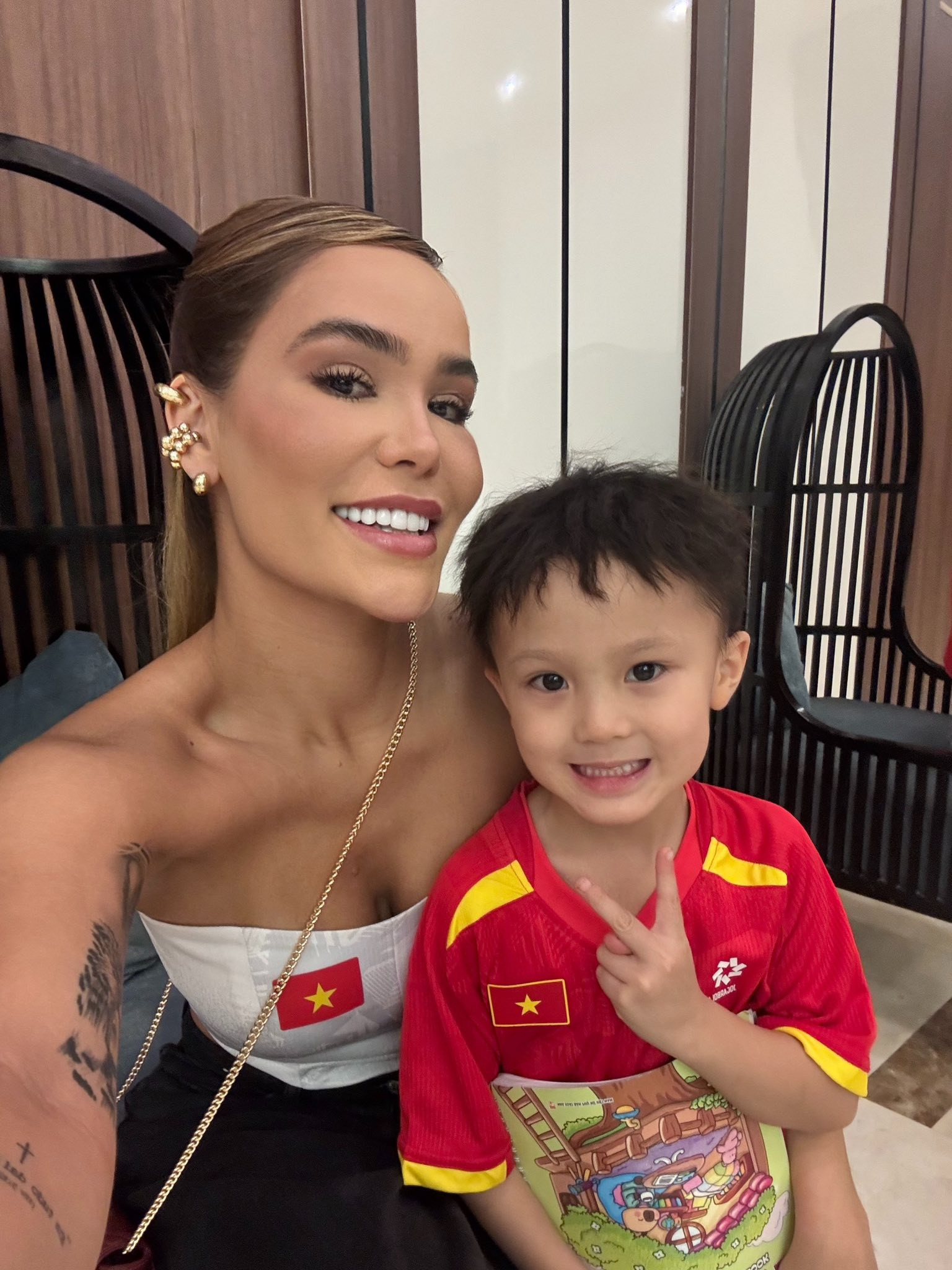 657282541122309359640234732112827460769661998n