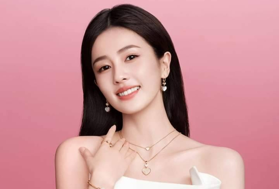 Đúng 7h30 ngày mai, thứ Hai 6/4/2026, 3 con giáp kiếm tiền mệt nghỉ, vận may liên tiếp