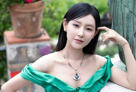 Sau ngày mai, 3 con giáp ăn ở có đức mặc sức hưởng phúc, mua nhà tậu xe, công danh thăng tiến