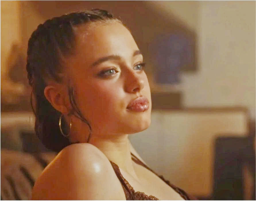 Shiloh Jolie - Con gái của Angelina Jolie gây sốt ở tuổi 19 - Ảnh 1.