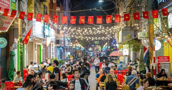 Hà Nội thí điểm kinh tế đêm có kiểm soát tại Hoàn Kiếm, Tây Hồ