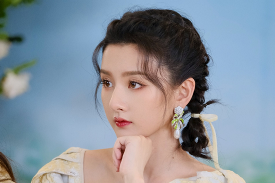 Đúng 17h30 chiều thứ Ba 7/4/2026, thần Tài xướng tên 3 con giáp ngửa đầu đón quý nhân, cúi đầu hốt tài lộc