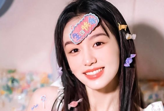 Đúng 9h30 ngày mai, thứ Năm 9/4/2026, 3 con giáp phúc phần ngang Thiên Tử, tiền bạc ào vào nhà như thác đổ