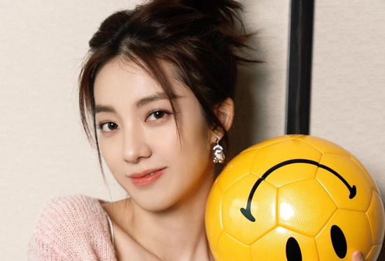 Tử vi thứ Năm 9/4/2026 của 12 con giáp: Dần - Ngọ lộc lá đầy tay, tiền vào như nước