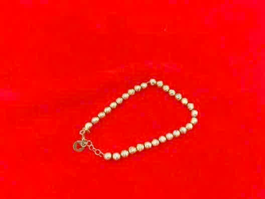 Kẻ cướp lắc tay vàng của cô gái trẻ ở TPHCM bị bắt giữ trong năm 2026 - Ảnh 2.