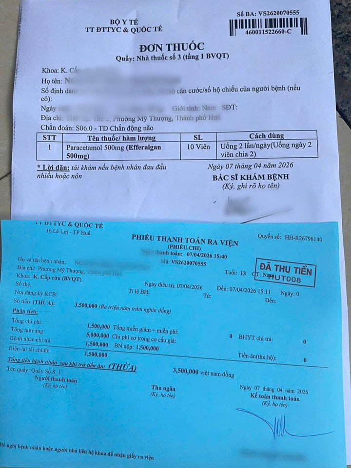 Nam sinh bị chấn động não sau khi bị người đàn ông đánh ở quầy tạp hoá插图 Phiếu thanh toán ra viện và đơn thuốc tại quầy thuốc của bệnh viện chẩn đoán em N.H.T.Đ bị chấn động não. (Ảnh: NVCC)