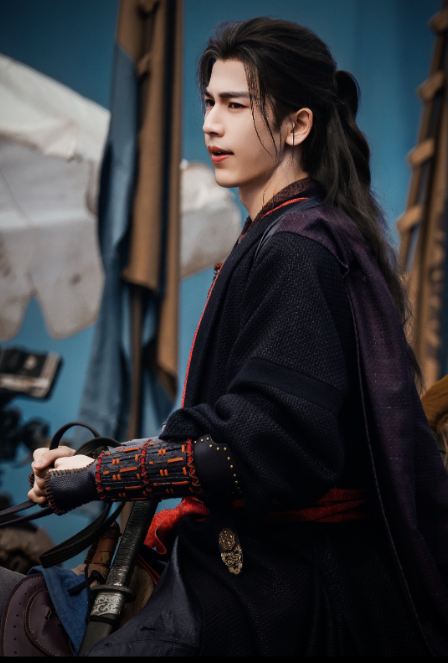 Trương Lăng Hách rơi vào tình thế cực kỳ nguy hiểm với hình tượng 'tướng quân phấn nền' - Ảnh 2