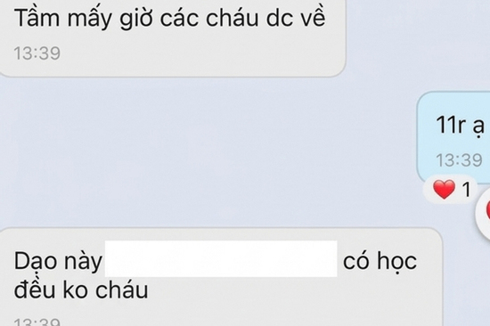 Sinh viên lên năm 3, phụ huynh vẫn nhắn nhờ bạn để ý, đốc thúc học giúp gây xôn xao