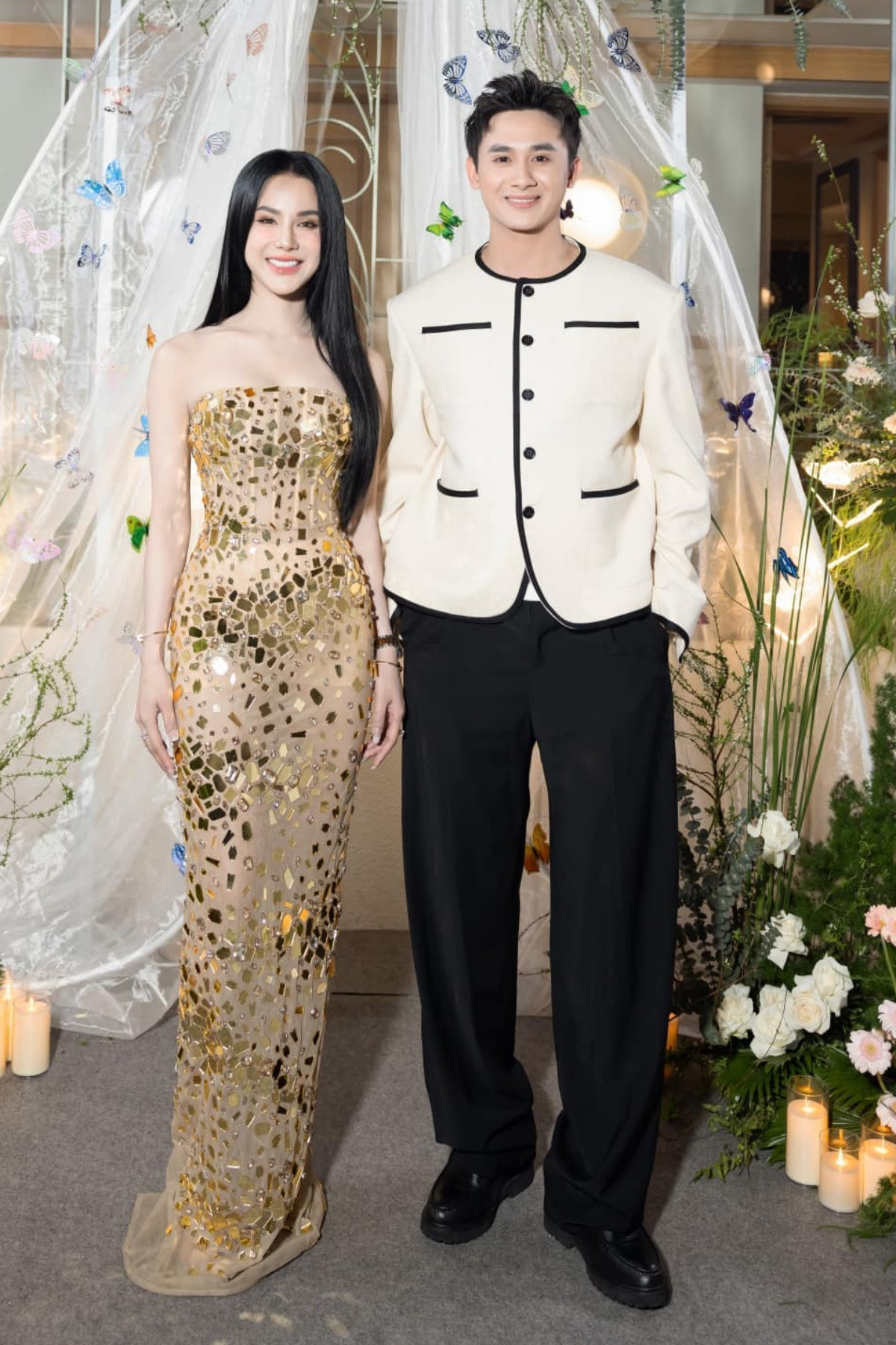 Bức hình để lộ 2 cặp đôi Vbiz đang hẹn hò - Ảnh 5.