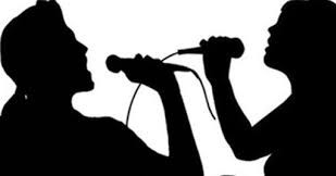 Chính quyền xã đề nghị tạm dừng karaoke, 'hát với nhau' để học sinh ôn thi