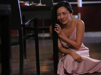 Chồng mất chưa được 1 tuần, nửa đêm nghe la từ phòng chị giúp việc, tôi lén nhìn qua khe cửa rồi ngã quỵ trước cảnh tượng bên trong