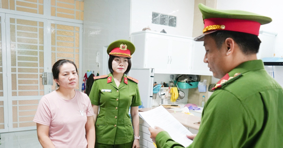 Nữ quái 'nổ' quen biết với bộ, ngành để lừa doanh nghiệp ở TP Cần Thơ