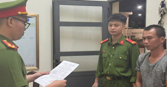 Ô tô đầu kéo tông taxi, 2 người tử vong: Khởi tố tài xế sinh năm 1991