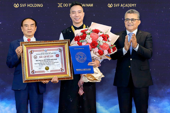 Áo Dài Việt Nam xác lập Kỷ lục Toàn cầu: Dấu ấn tự hào của tri thức nghề Việt