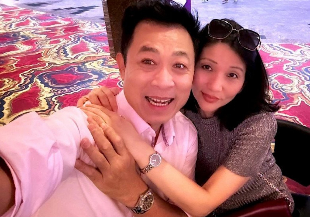 batch van son xa loat anh voi ba xa bi an mung ky niem 33 nam cuoi goi vo la 405294136 10232395714815076 430140949178940 578.jpg
