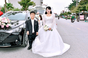 Chàng trai 1m30 vượt 400km cưới cô gái Nghệ An sau 8 năm yêu