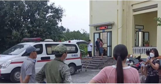 Nguyên nhân người đàn ông dùng dao chém 4 người ở Hưng Yên, có cả bé 3 tuổi
