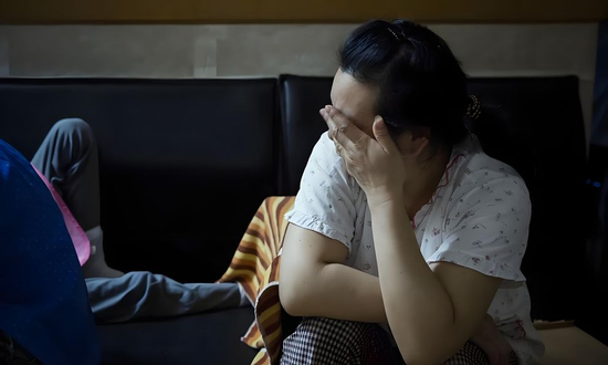 'Ông và cháu còn thông đồng nói dối bố mẹ': Tâm sự phụ huynh Hà Nội khiến nhiều người vừa thương vừa khó xử
