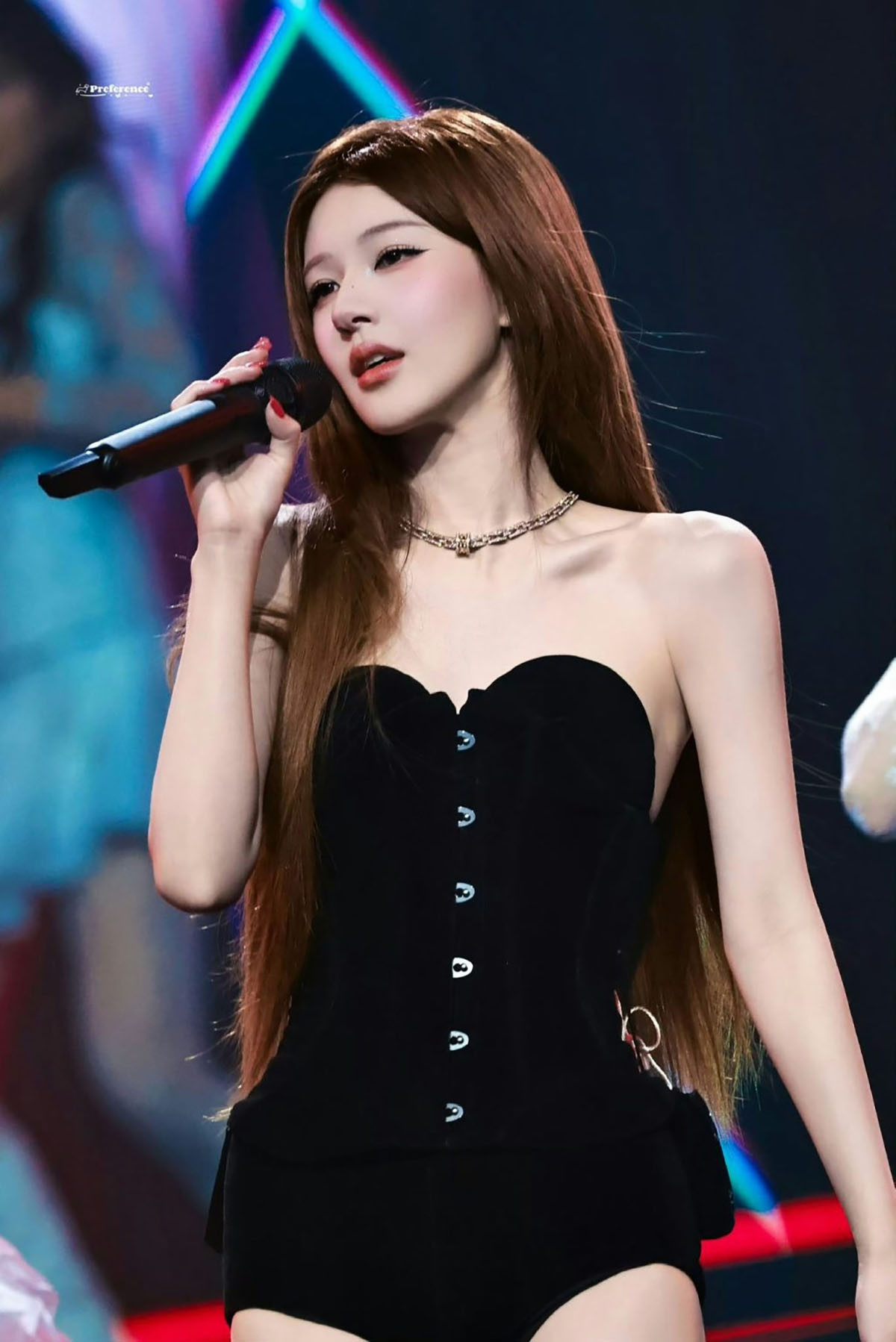 nhan sac trieu lo tu - ngoi sao doi mat chi trich hat nhep khi xa roi dien anh hinh anh 8