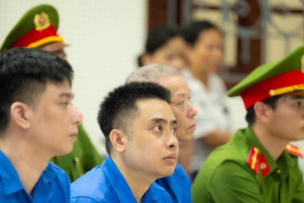 Bị cáo Bùi Đình Khánh cảm ơn các bị hại, gửi lời chia buồn tới gia đình liệt sỹ, Thiếu tá Nguyễn Đăng Khải