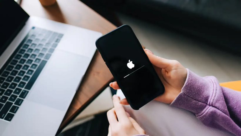 Apple vừa phát hành bản cập nhật iOS 26.5. Ảnh minh hoạ
