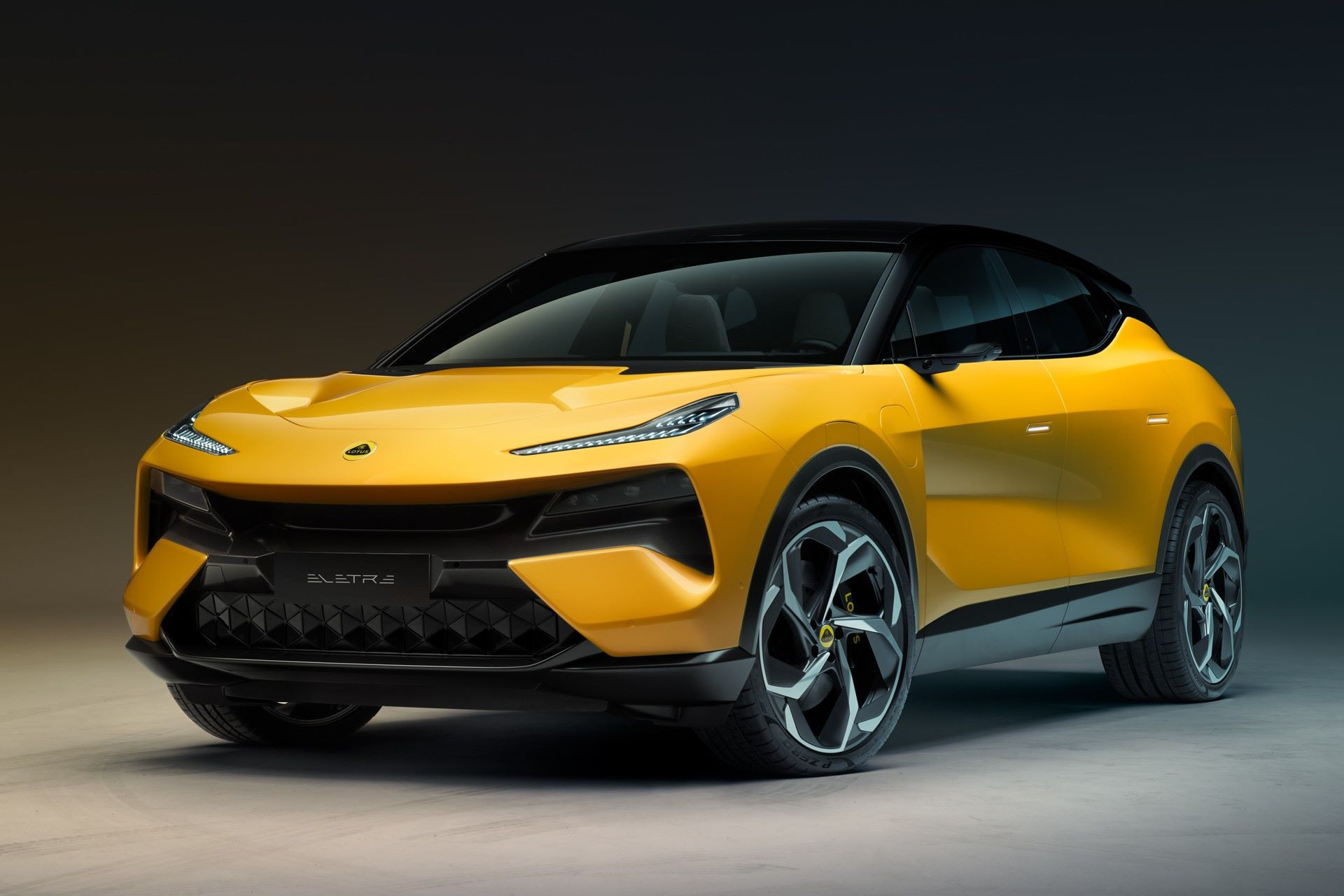 Lotus Eletre.jpg
