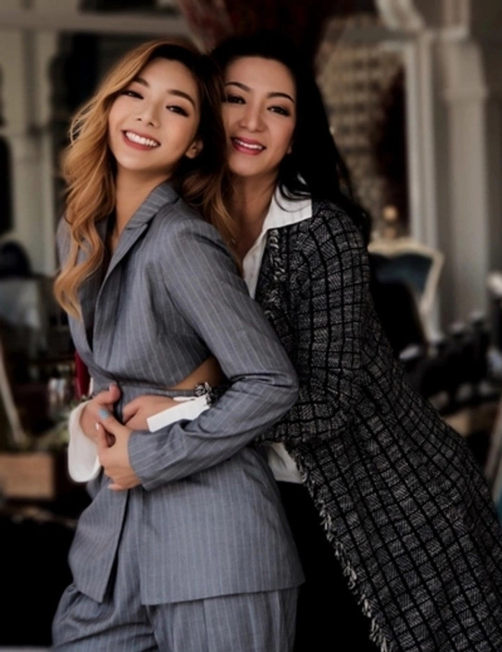 Con gái Katleen Phan Võ tham gia diễn xuất và hoạt động giải trí tại Việt Nam.