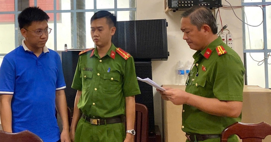 Bắt Giám đốc sản xuất, bán hơn 400.000 sản phẩm yến sào giả ở Tây Ninh